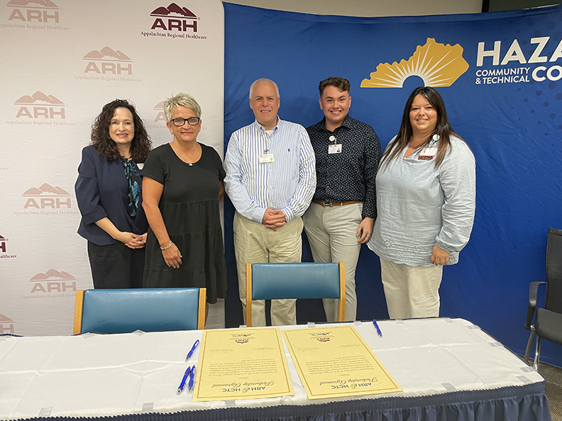 Hazard Community and Technical College (HCTC) and Appalachian Regional Healthcare (ARH) announced today, August 16, 2022, that a new scholarship provided through ARH for HCTC nursing students would be available for the Fall 2022 semester.  